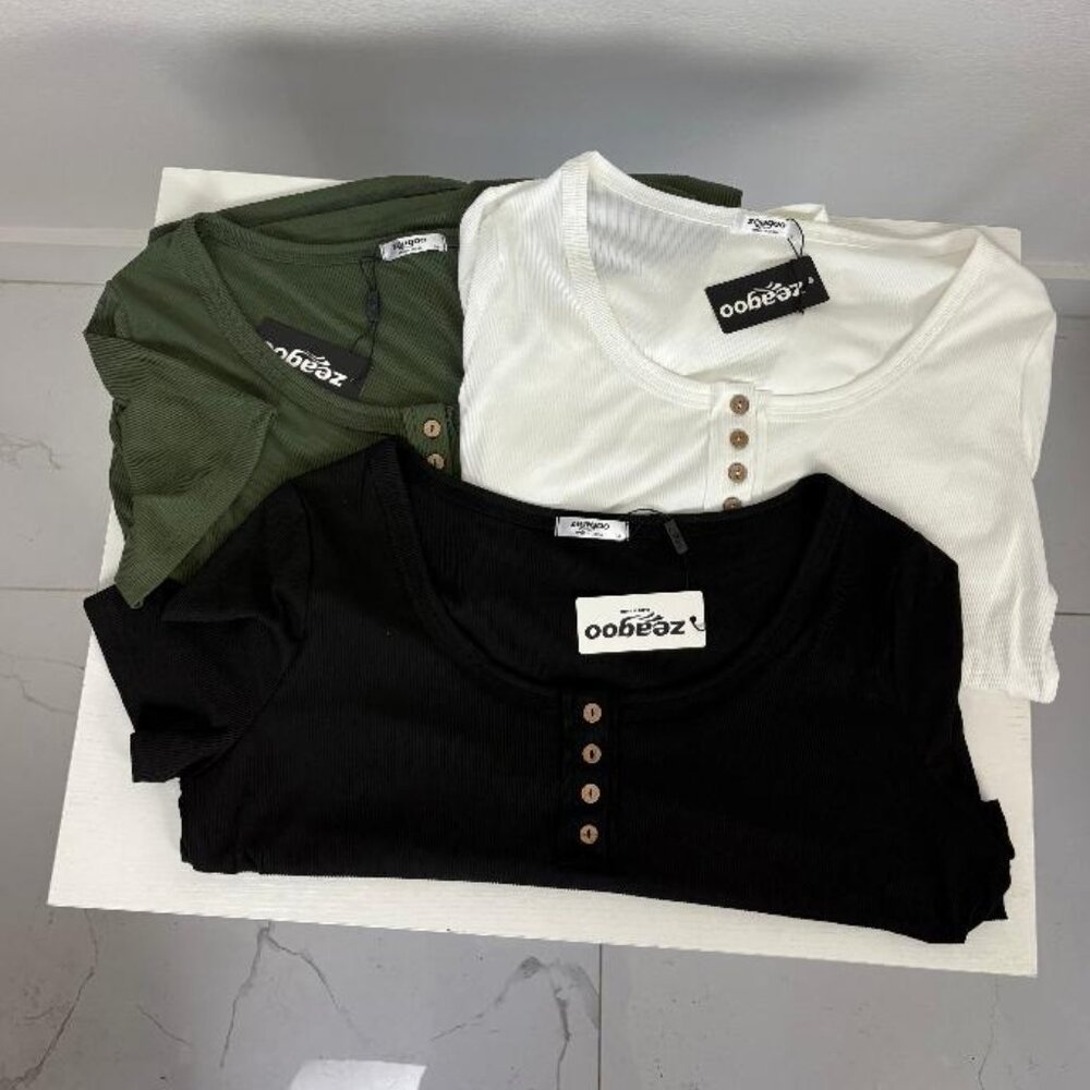 SET OF 3 Basic Short Sleeve Tops Size XL Black, White, Green